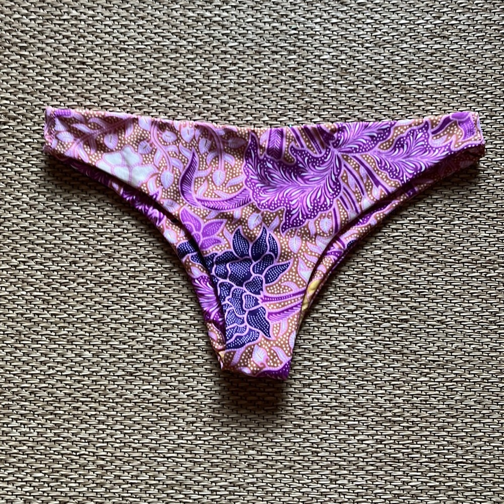 New Pink flower print bikini bottoms
